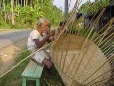 Weaving bamboo baskets