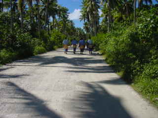 Schoolboys in their ta'ovalas