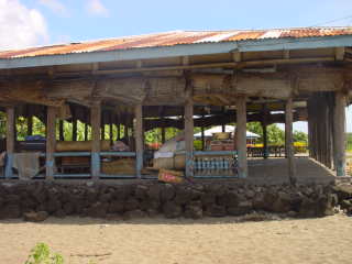 Fale with woven blinds